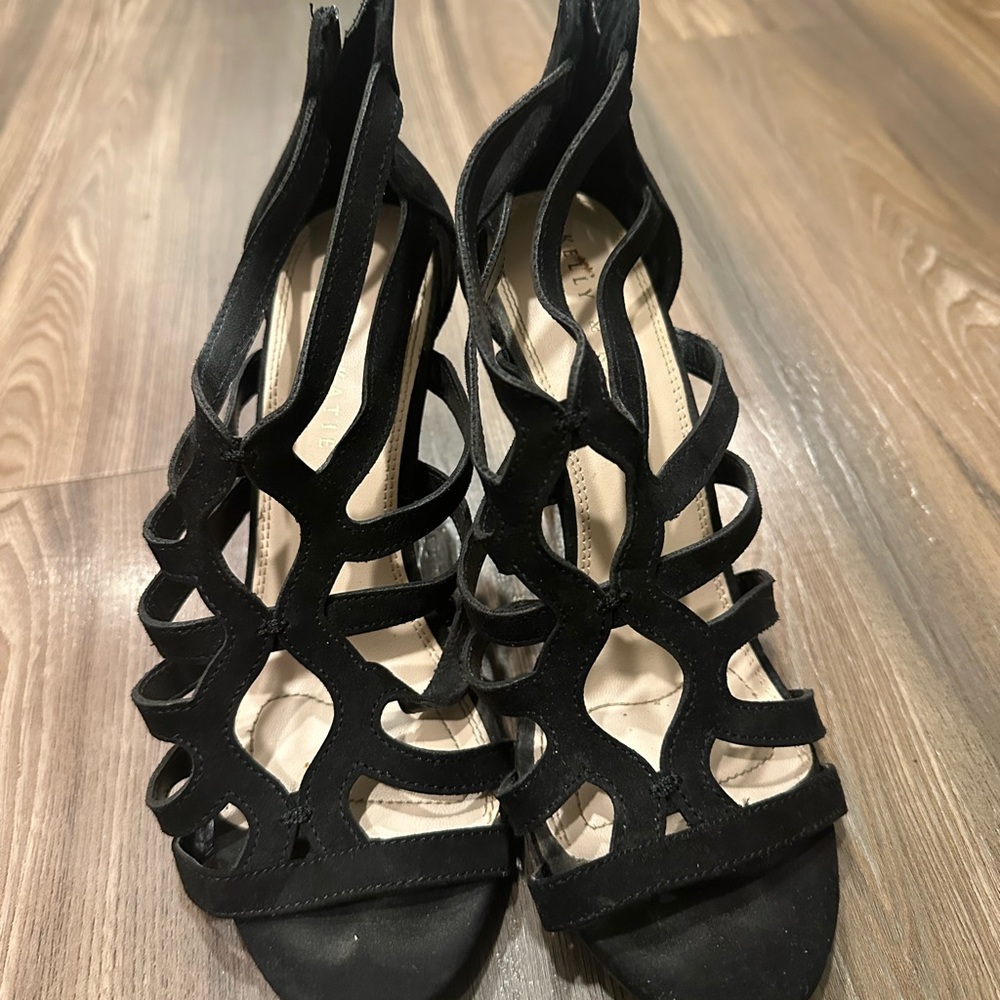 Kelly & Katie Black Cutout Heels